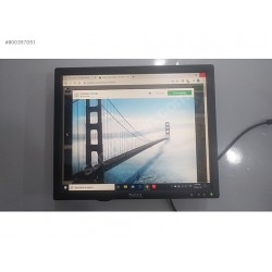 DELL 1706FPVT 17" VGA+DVI+USB LCD Monitör DELL 1706FPVT 17" VGA+DVI+USB LCD Monitör